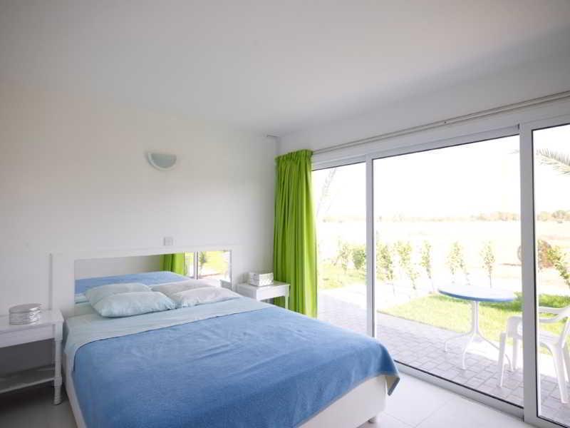 So Apartments Ayía Nápa Extérieur photo